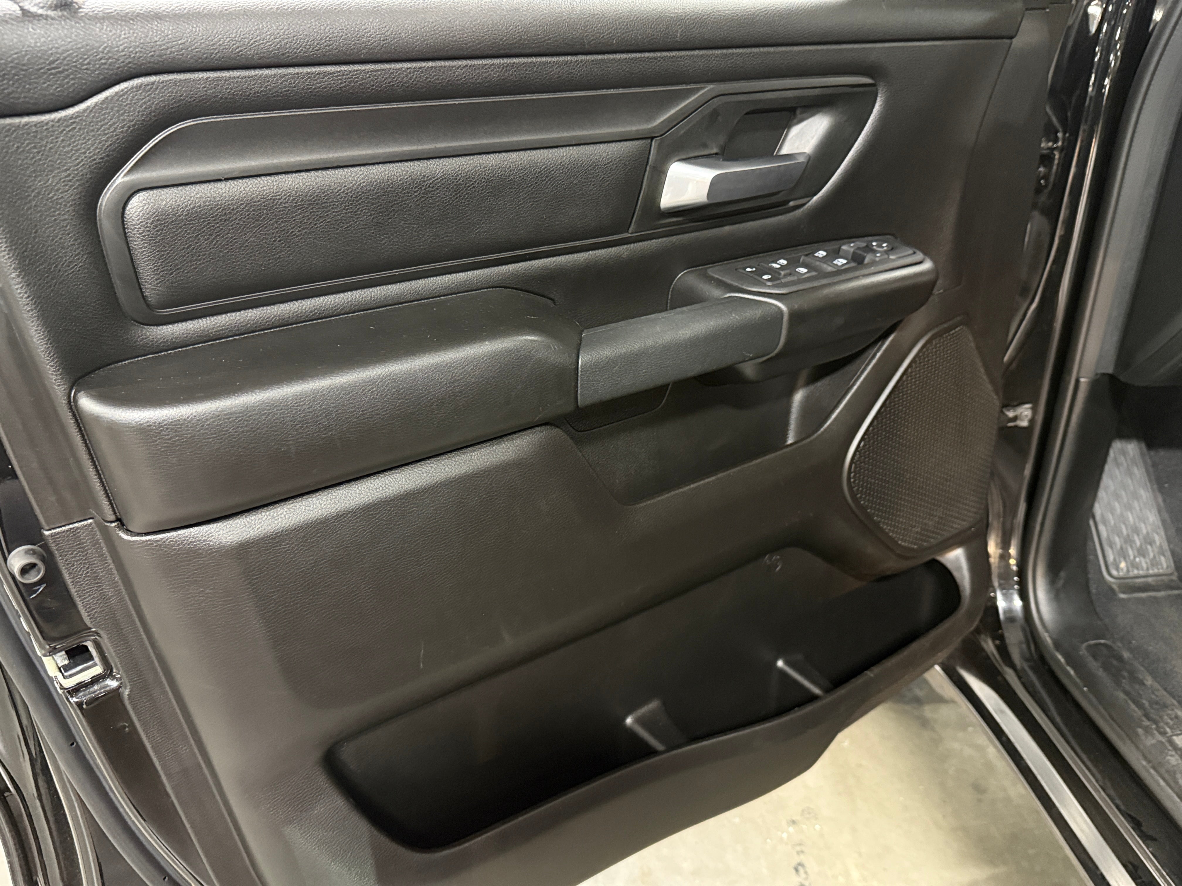 ram ram 1500 pickup 2025 1C6RRFCG9SN601977 image ram ram 1500 pickup 2025 1C6RRFCG9SN601977 image